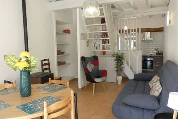 Gîte pour 4 personnes, avec jardin et terrasse à Alzonne