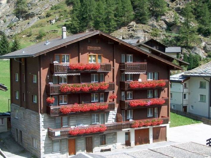 Ferienwohnung für 5 Personen, mit Balkon in Saas-Grund