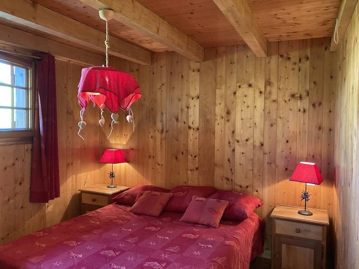 Gîte pour 8 personnes, avec terrasse, animaux acceptés à Notre-Dame-de-Bellecombe - 3
