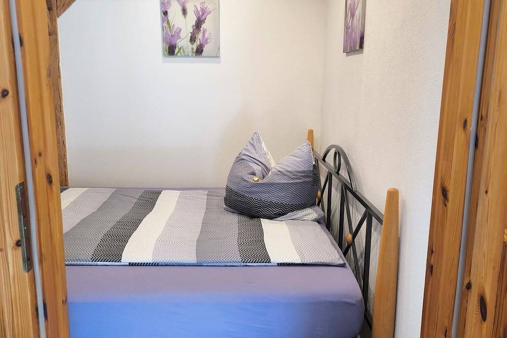 Ganze Wohnung, Bo'Seeanna Ii: Dg-Maisonette-Ferienwohnung: verwinkelt und gemütlich (43qm) in Singen, Hegau