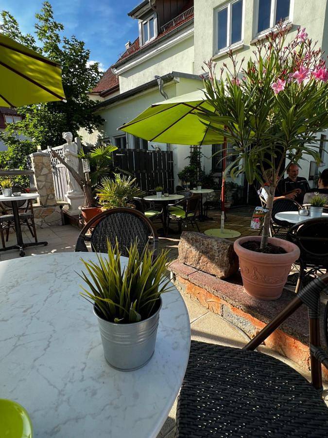 Hotel für 2 Personen, mit Terrasse