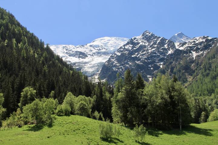 Chalet pour 8 personnes, avec jardin, adapté aux familles à Chamonix-Mont-Blanc - 4