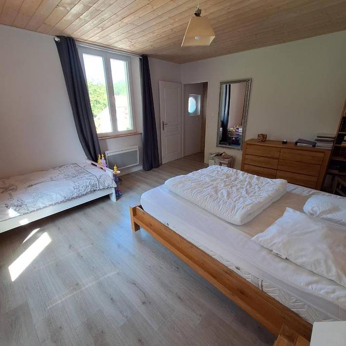 Location de vacances pour 5 personnes, avec sauna ainsi que jardin et vue, animaux acceptés à Salins-les-Bains - 3