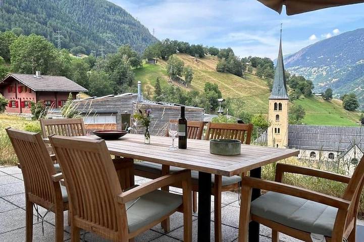 Ferienwohnung für 5 Personen, mit Garten in Grengiols