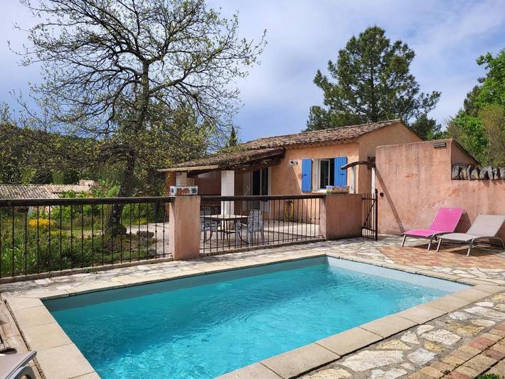 Gîte pour 2 personnes, avec piscine ainsi que jardin et balcon à Vagnas - 3