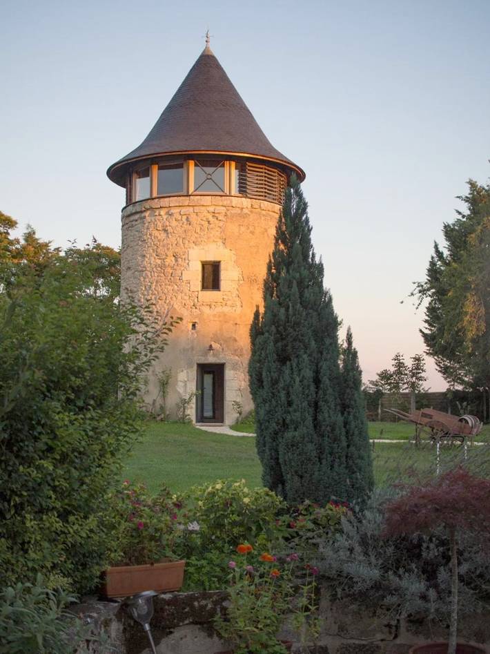 Maison de vacances pour 3 personnes, avec jacuzzi ainsi que jardin et piscine