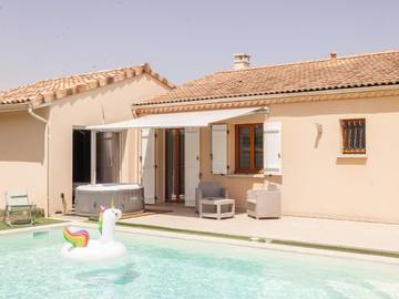 Cottage pour 8 personnes, avec jardin et terrasse ainsi que piscine et jacuzzi à Fontenilles