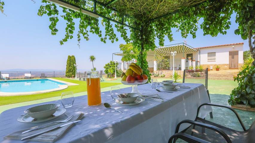Chalet para 5 personas, con piscina y balcón/terraza en Sierra Norte de Sevilla - 4