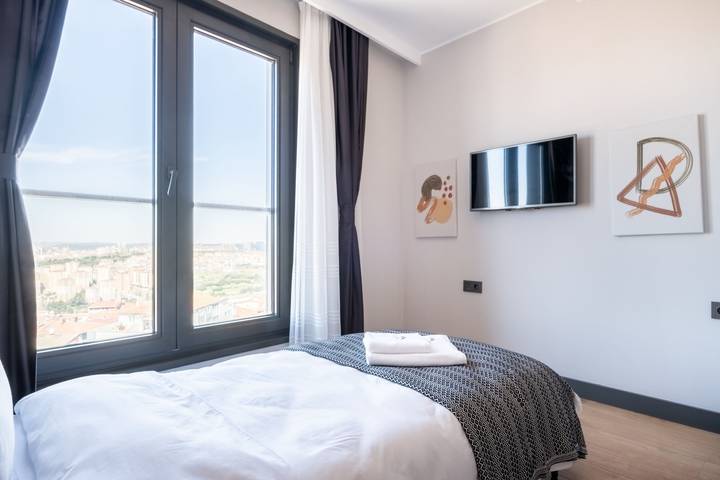 Ganze Wohnung, Diana - 3Bd Fantastic Central Flat w Parking & Gym in Talatpaşa Mahallesi, Marmararegion