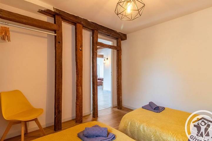 Gîte historique au bord de l'eau, Angers, 2 ch., tout confort, proche commodités et loisirs in Bouchemaine, Vallée de la Loire