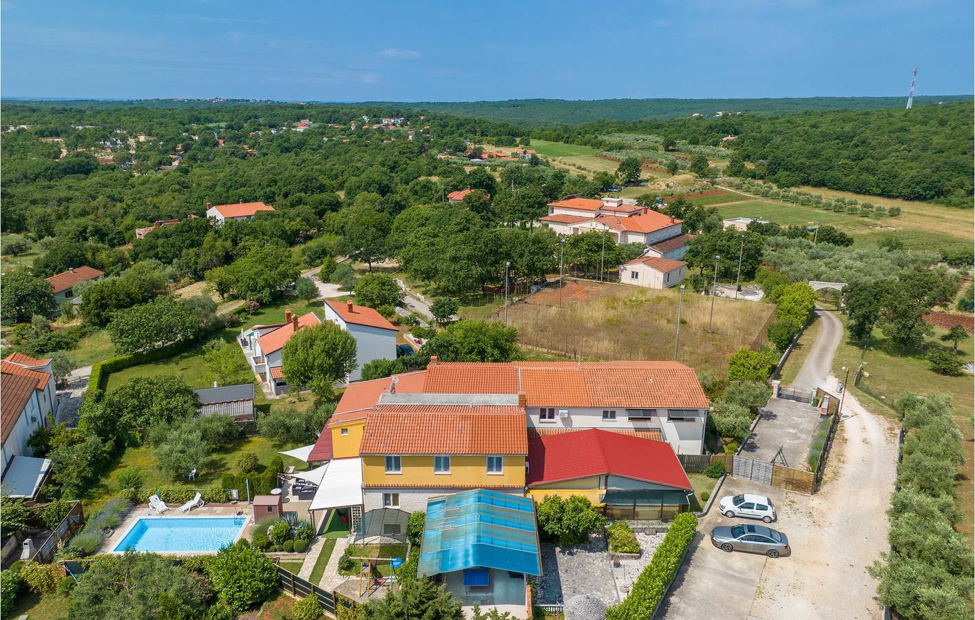 Gemütliche 1-Zimmer-Wohnung mit Terrasse, 2 km vom Strand Duga Uvala entfernt in Marčana, Südküste Istrien