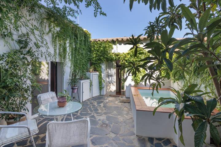 La Rana Verde mit Kamin im Naturpark – ebenerdig, Pool & Bergblick in Los Romeros, Jabugo