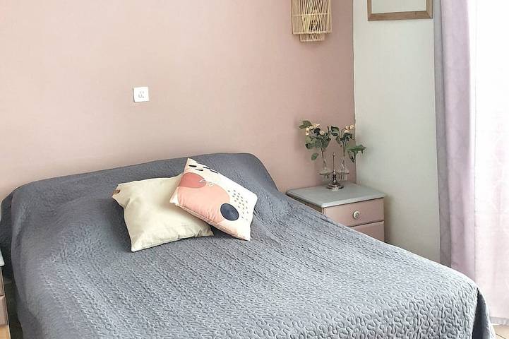 Gîte pour 4 personnes, avec Terrasse ainsi que Jardin et Piscine dans le Vaucluse - 2