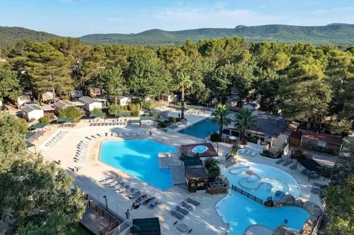 Holiday home for 6 people, with pool and garden, with pets - 1