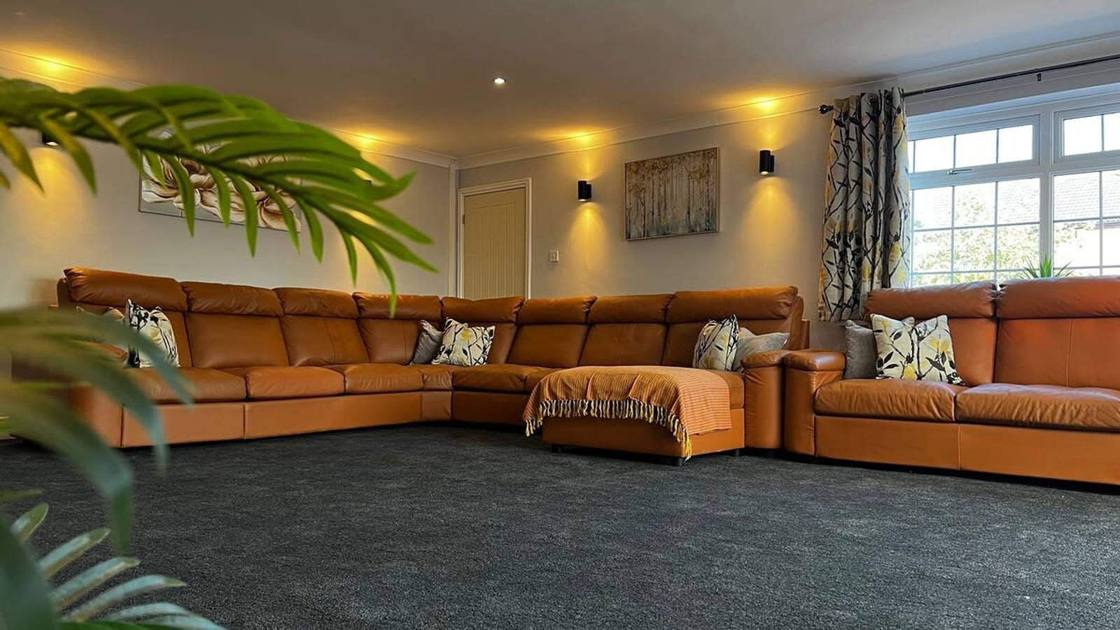 Entire apartment, The Cheshire Gathering - Hot Tub   8 Bedroom in Chester, Cheshire West and Chester