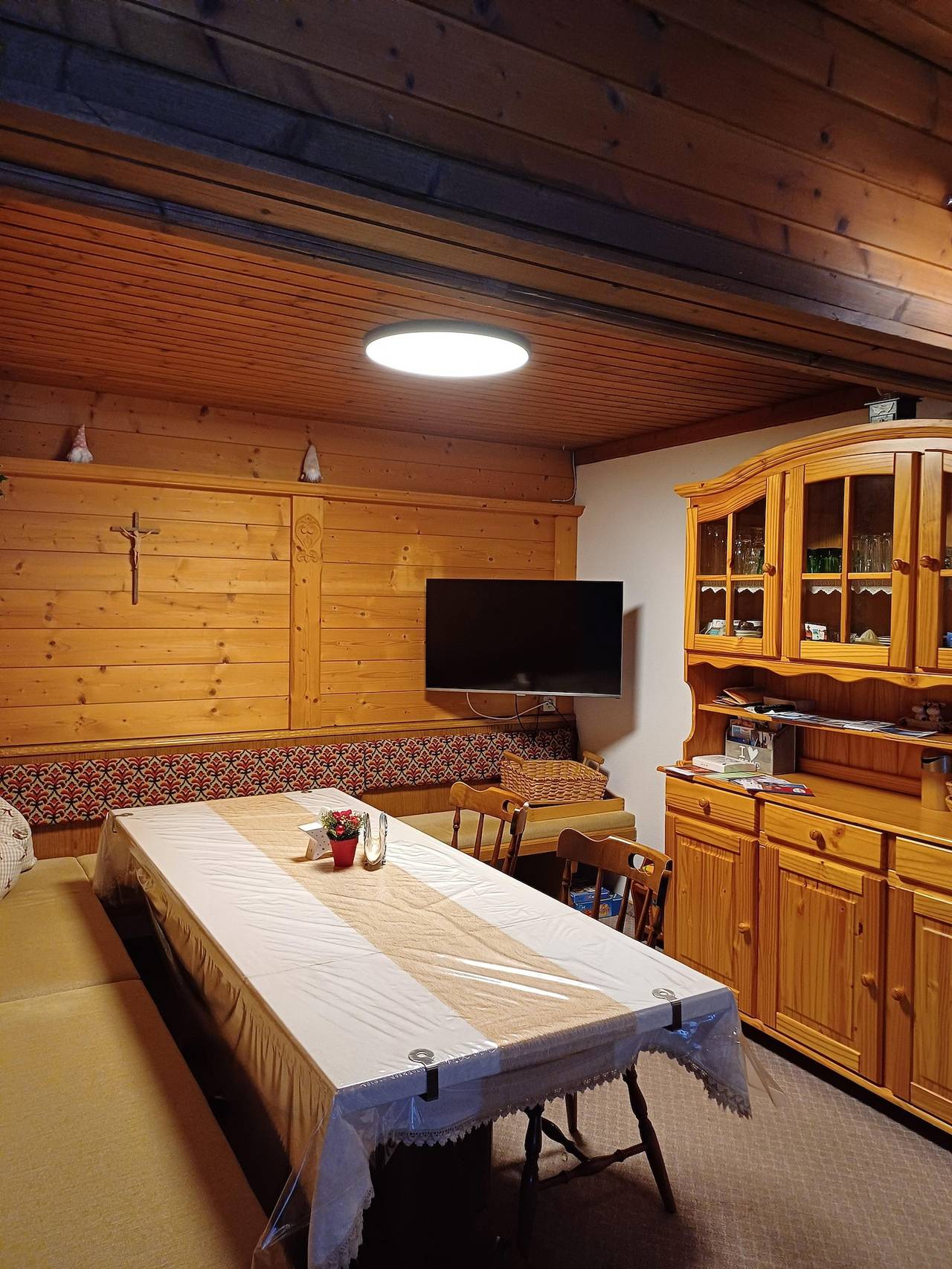 Doppelzimmer + 1 Zustellbett mit Etagendusche in Sankt Ulrich am Pillersee, Tiroler Unterland