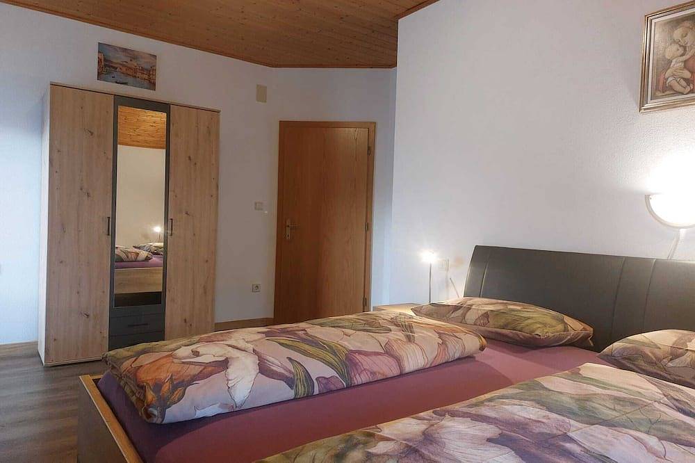 Ganze Wohnung, Vacation apartment 1 Lindebauer, cozy vacation apartment in Dorf Tirol in Dorf Tirol, Texelgruppe