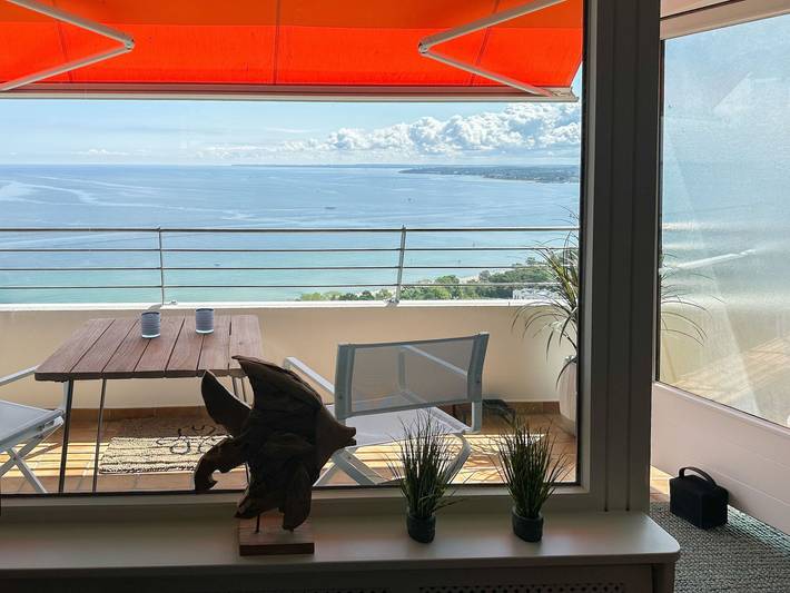 Ferienwohnung für 2 Personen, mit Balkon und Pool sowie Sauna und Ausblick, mit Haustier in Timmendorfer Strand