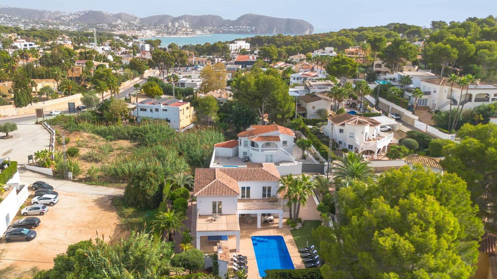 Villa 'Angels' met uitzicht op de bergen, Wi-Fi en airconditioning in El Baladrar - Punta Estrella, Teulada (Spanje)