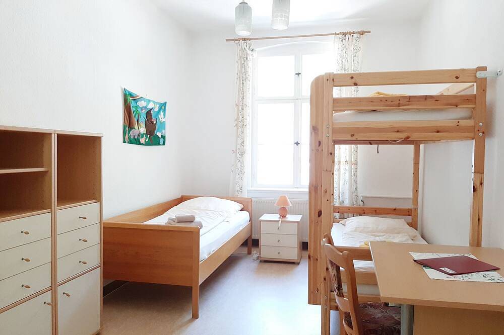 Ganze Wohnung, Dreibettzimmer für 2 Gäste mit 12m² in Bad Freienwalde (Oder) (272753) in Bad Freienwalde, Barnimerland Region