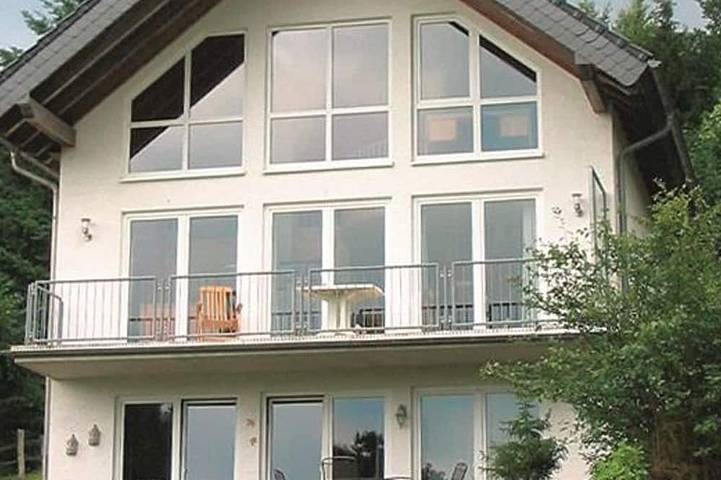 Ferienwohnung für 4 Personen, mit Terrasse und Garten