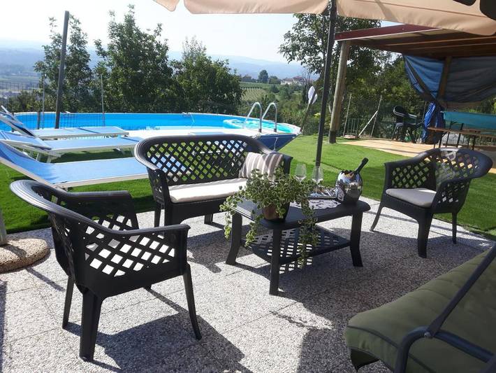 Location de vacances pour 2 personnes, avec Terrasse et Jardin ainsi que Piscine et Vue à Govone - 4