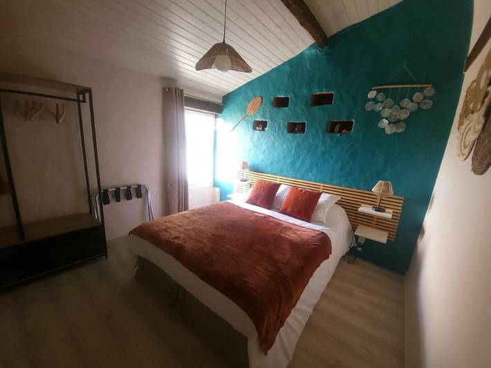 Location de vacances pour 2 personnes, avec Terrasse ainsi que Jardin et Vue à Arces - 3