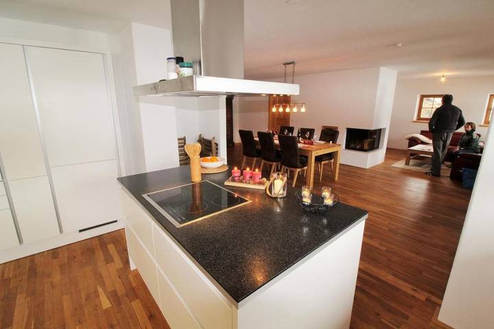 Ferienwohnung für 4 Personen, mit Terrasse und Garten in Jochberg