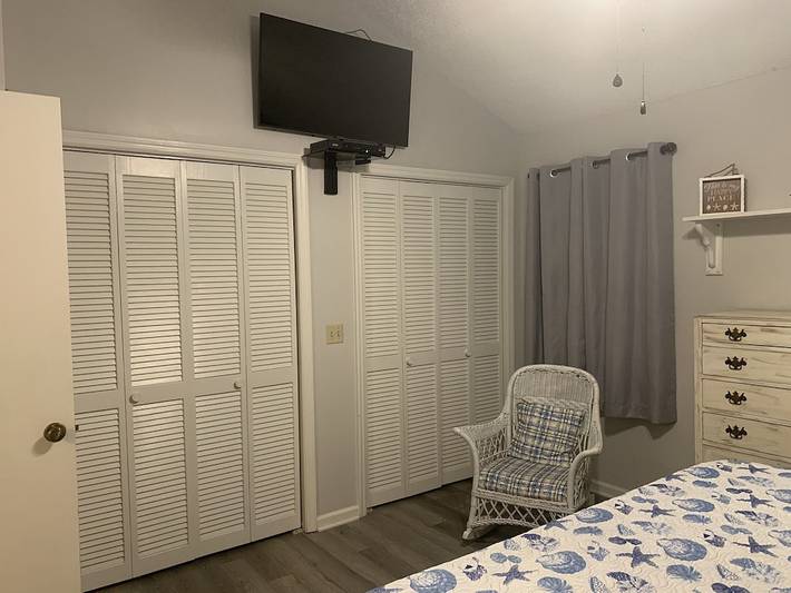 Vacation rental for 6 people, with pool and terrace in St. Simons Island