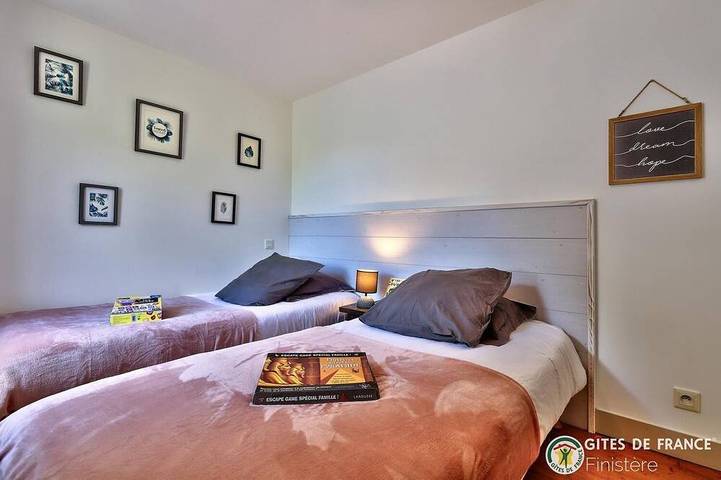 Gîte pour 6 personnes, avec jardin à Plouguin - 4