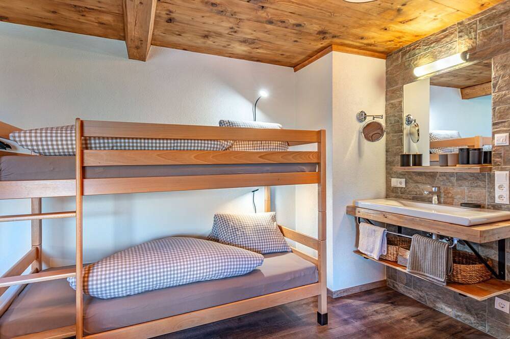 Ganze Wohnung, Obertal in Tuxer Alpen, Hippach