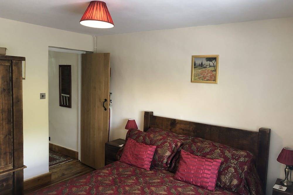 Romantic quirky cottage in Hay On Wye in Hay-on-Wye, Brecon Beacons