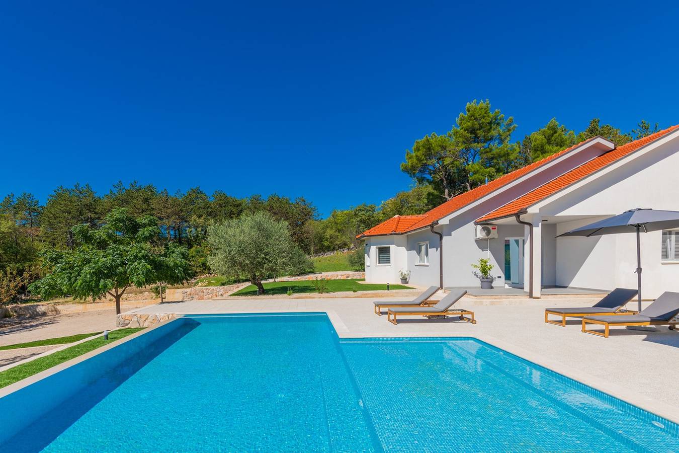 Villa Green Escape: Ihr ruhiger Rückzugsort für die ganze Familie in Imotski, Makarska Riviera