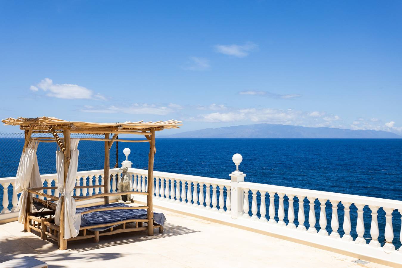 Atlantic Dream with pool and jacuzzi Only Adults in La Arena, Santiago del Teide