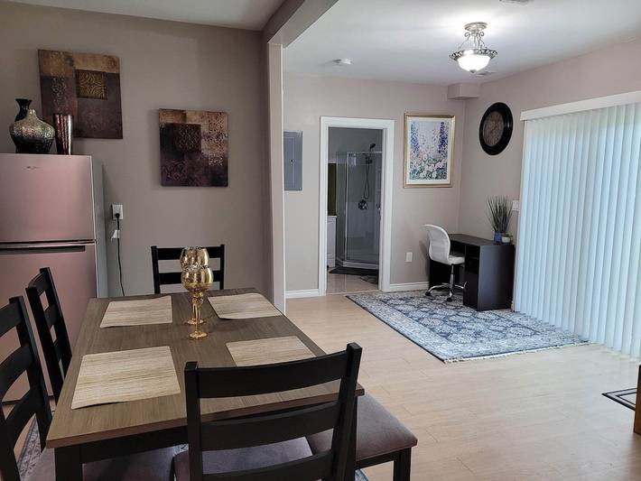 Vacation rental for 12 people, with yard, with pets in Buffalo