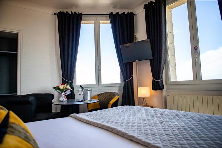 Hôtel pour 2 personnes, avec jardin et vue dans Plage Riva-Bella - 2