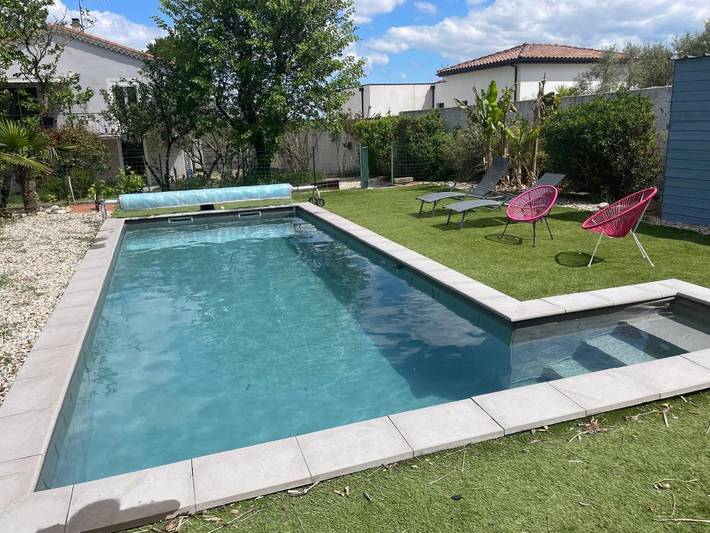 Appartement de vacances pour 2 personnes, avec piscine et jardin