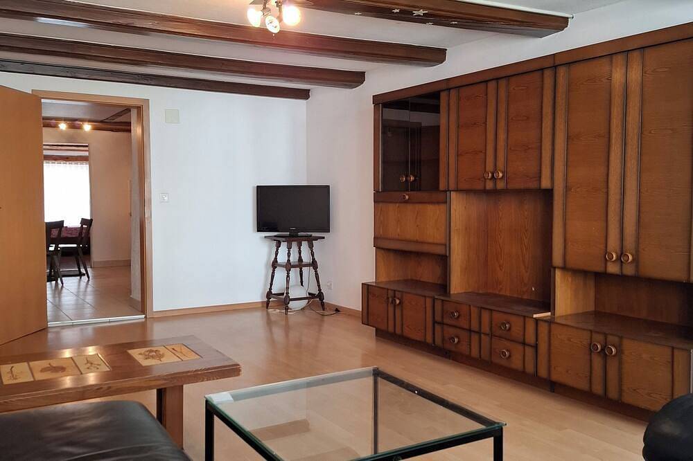 Ganze Wohnung, Ideal für Wanderer, Künstler, Naturliebhaber in Waldenburg (Schweiz), Aargau-Basel