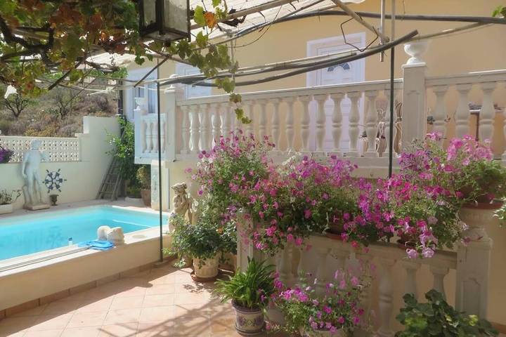 Chalet para 2 personas, con piscina además de jardín y vistas en Gran Canaria - 4