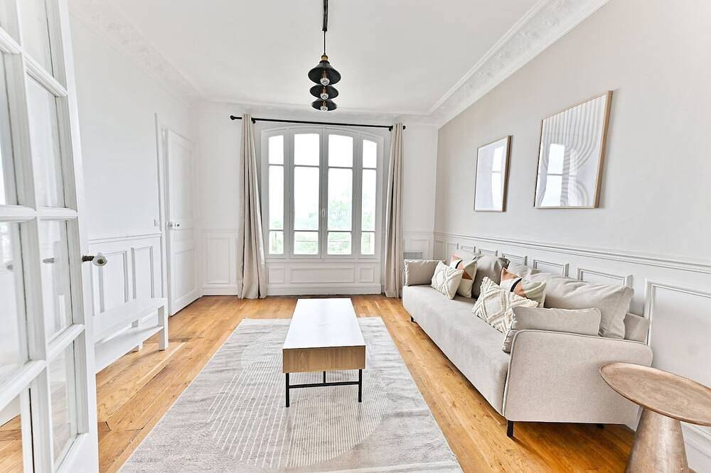 Entire apartment, Apartment Panoramic view of the capital in Puteaux, Hauts-de-Seine
