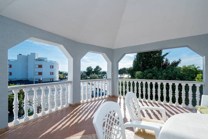 Ganze Wohnung, 3-Zimmer-Ferienwohnung mit Terrasse und Meerblick Sukosan, Zadar A-24601-b in Sukosan, Zadar