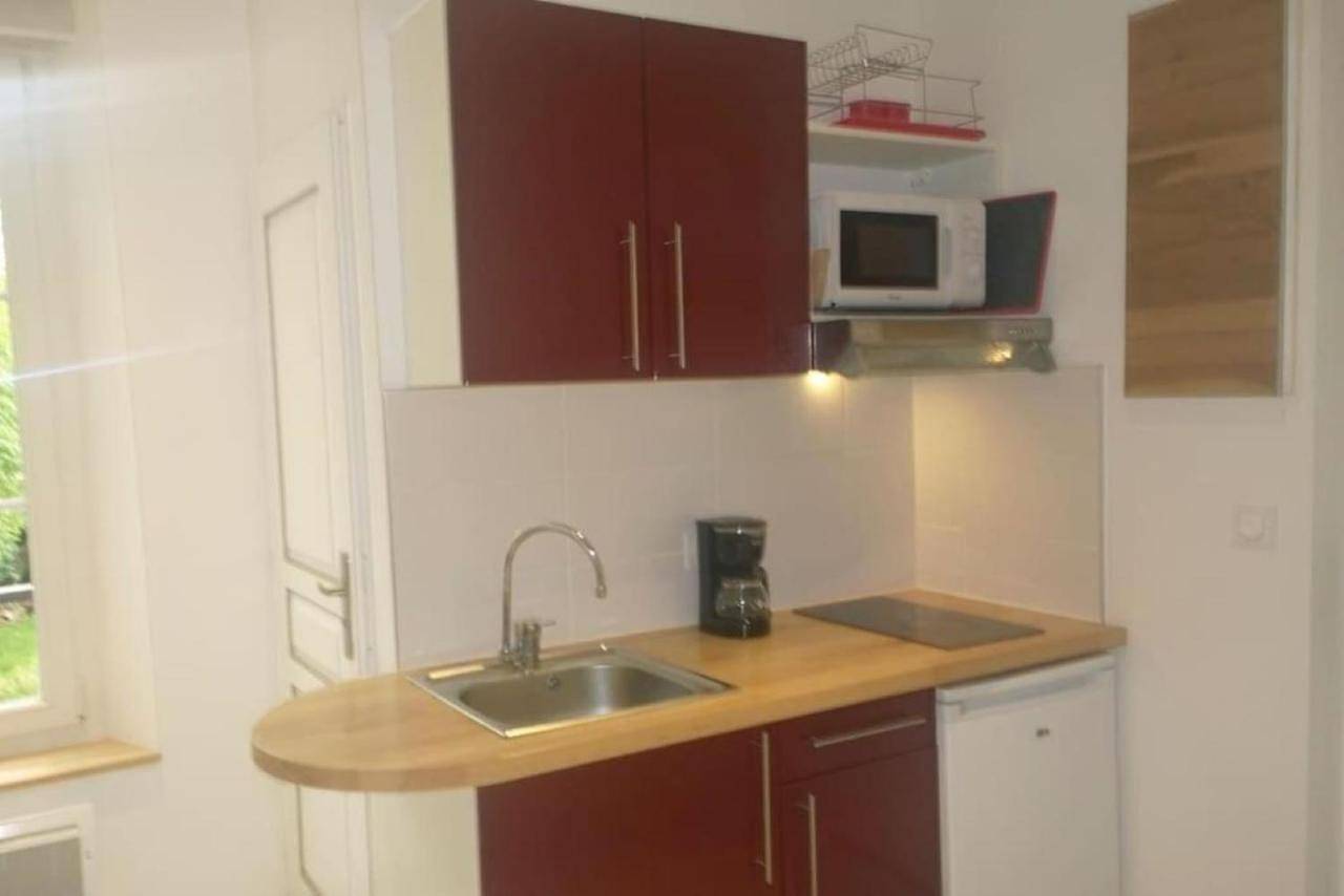 Appartement entier, Entre ville et jardins in Sainte-Savine, Aube