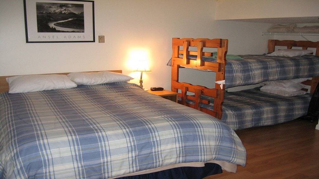 Ganze Wohnung, Sunday River am Berg Ski in / out mit Außenpool und Whirlpool in Newry, Sunday River