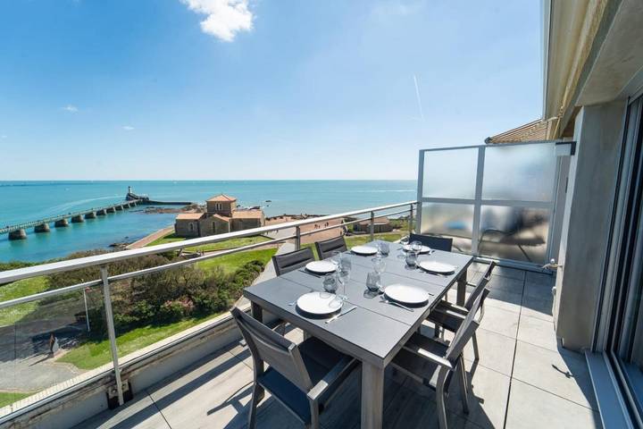Gîte pour 4 personnes, avec balcon dans Prieure Saint Nicolas Les Sables D Olonne - 2