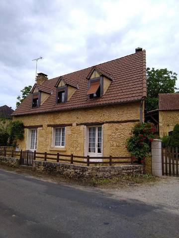 Gîte pour 2 personnes, avec terrasse à Milhac
