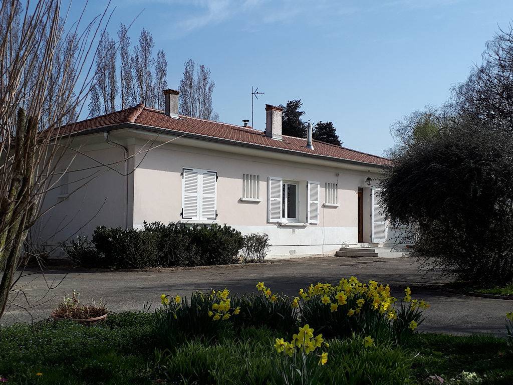 Gite 8 personnes in Montluel, Ain