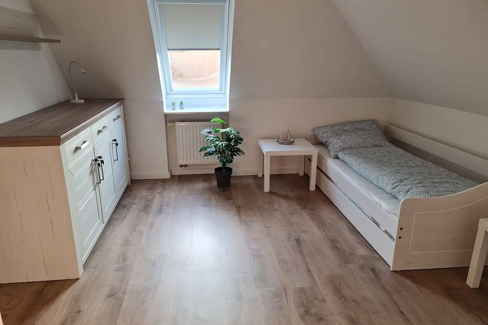 Ganze Wohnung, Treeneperle im malerischen Schwabstedt in toller Natur und vielen Möglichkeiten. in Schwabstedt, Eider-Treene-Sorge