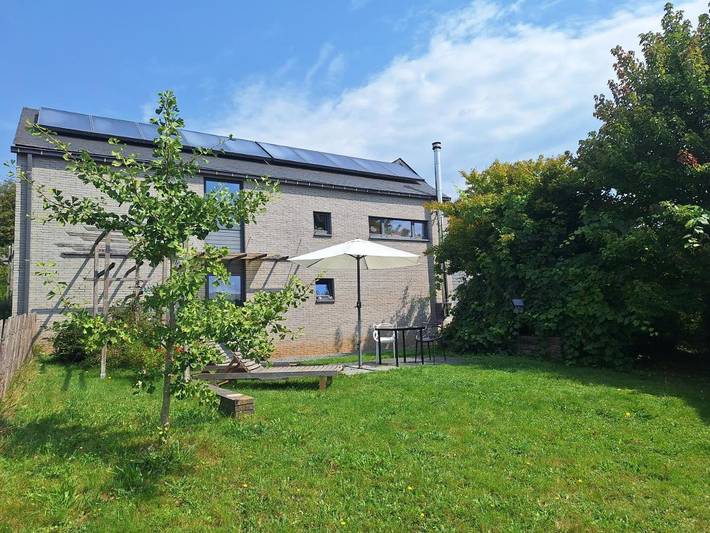 Gîte pour 2 personnes, avec vue et jardin, adapté aux familles dans Vencimont - 3