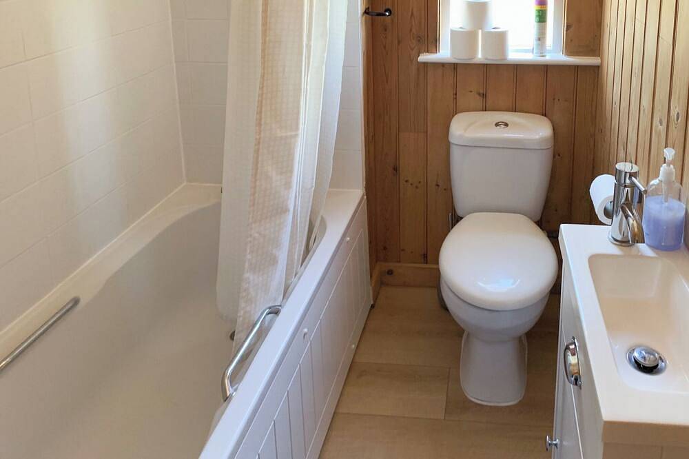 1 bedroom accommodation in Burgate, near Fordingbridge in Fordingbridge, Hampshire