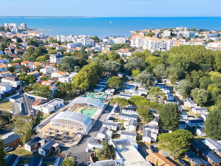 Camping voor 5 personen, met kinderzwembad en zwembad in Royan